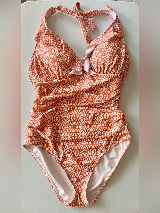 Ellen Tracy Other - Ellen Tracy Orange and White Patterned One-Piece Swimsuit